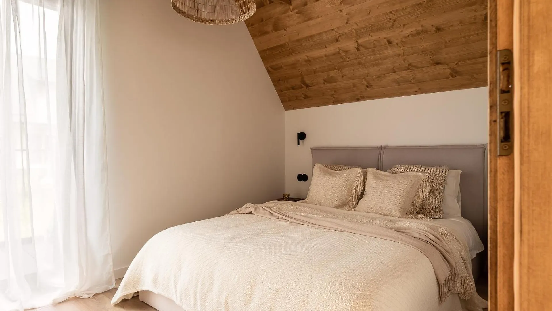 Nook Cabins - Mountain View زاكوباني شاليه